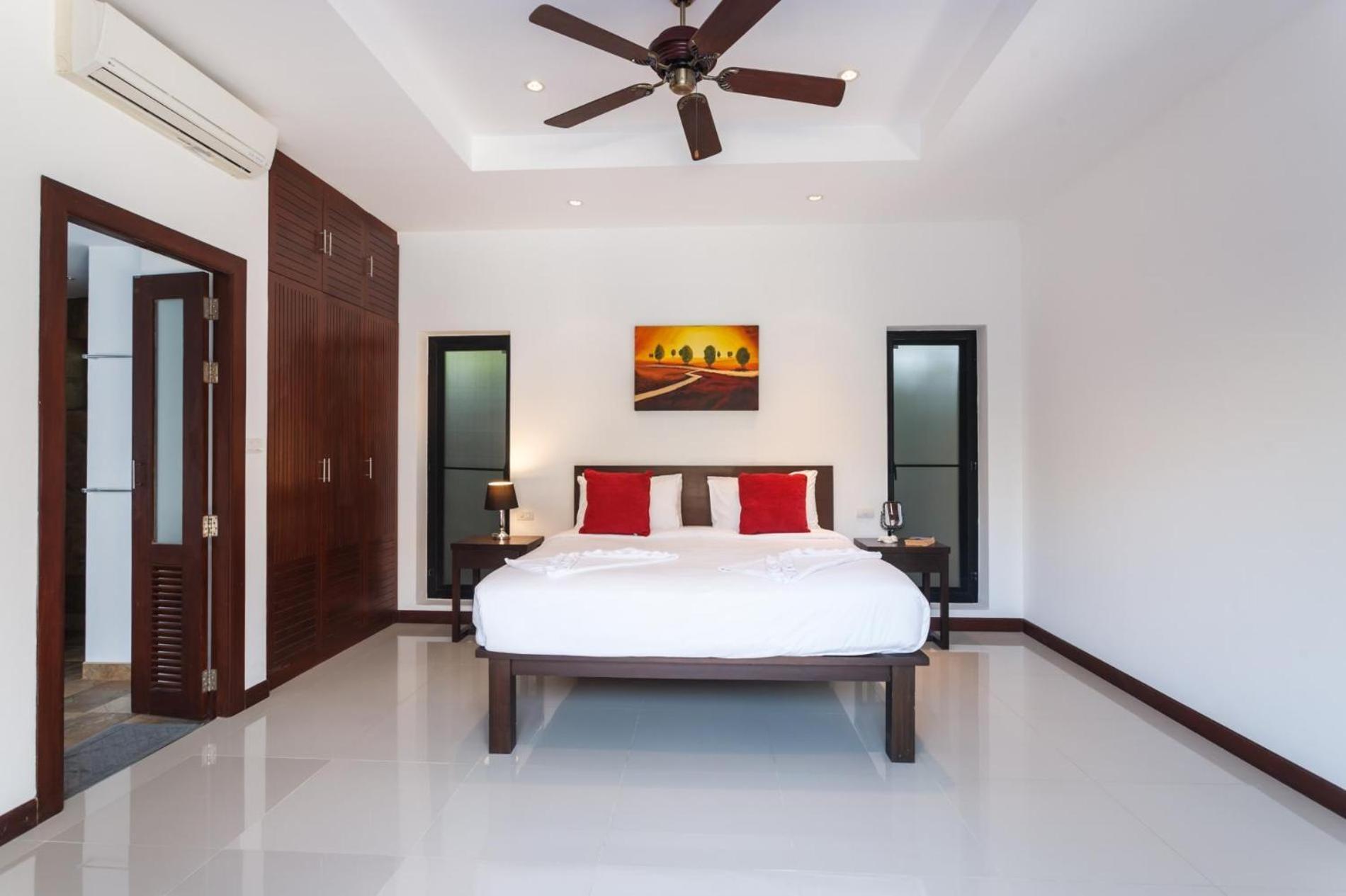 Frangipani Pool Villa - Garden, Bbq & Maid Nai Harn Екстер'єр фото